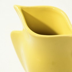 florero pop amarillo