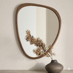 espejo irregular estepona